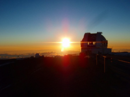 【画像】マウナケア山山頂部よりサンセットを眺める