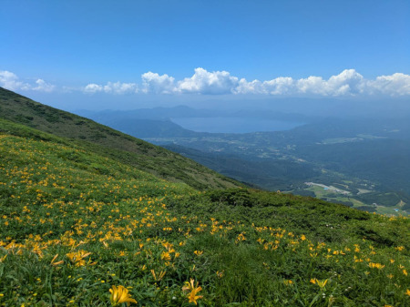 【画像】秋田駒ケ岳から田沢湖を望む