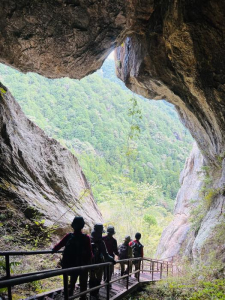 【画像】乳岩峡の洞窟